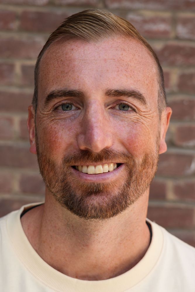 Beenen - BEN - tim.beenen@ge-emmerich.de - Fächer: SP, TC, M, PH 