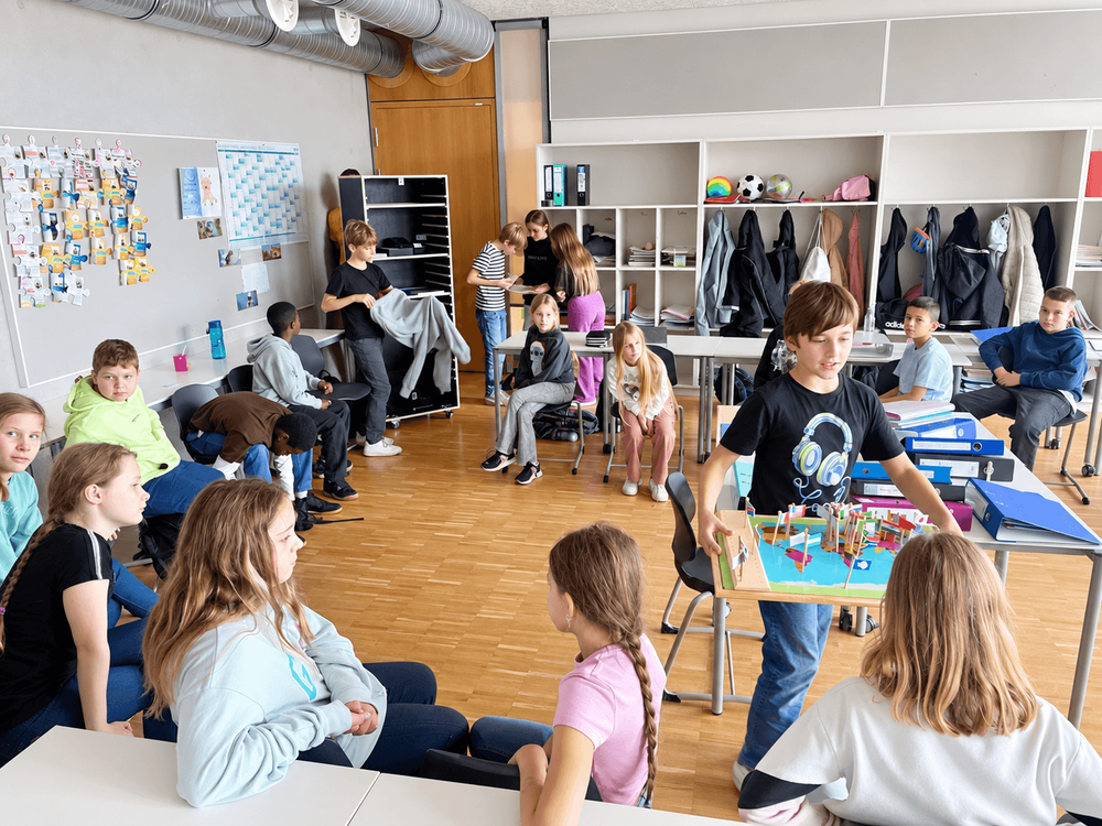Bild-6er lehren 5er - Präsentation in Klasse.png