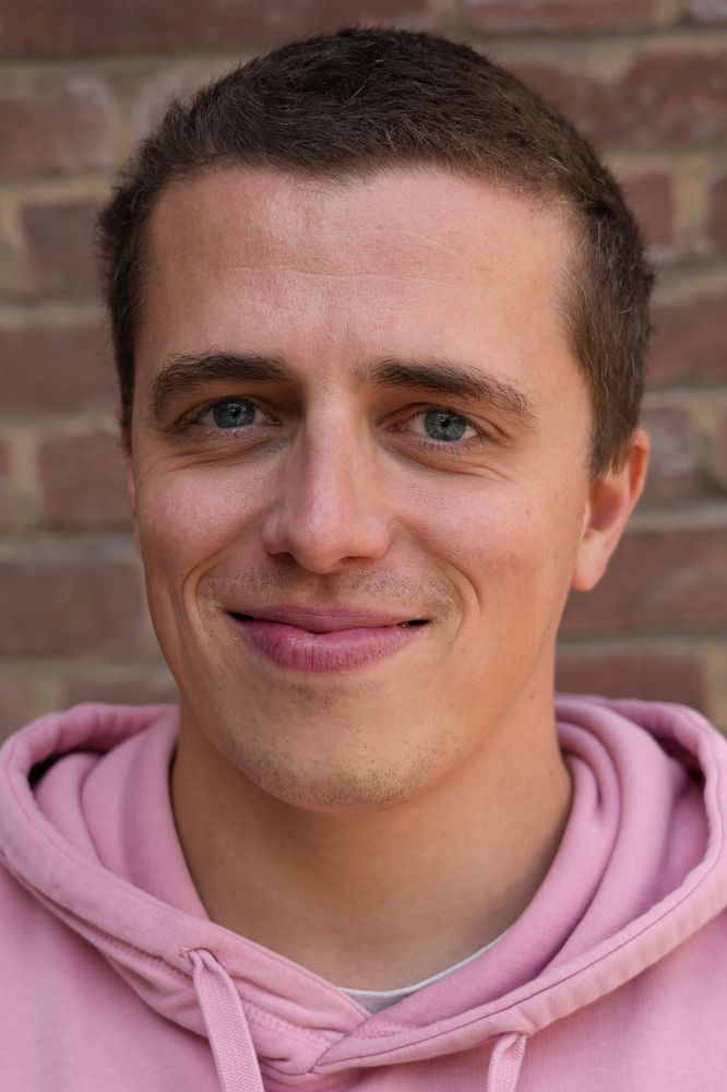 Hubig - HUB - robin.hubig@ge-emmerich.de - Fächer: SP, CH 