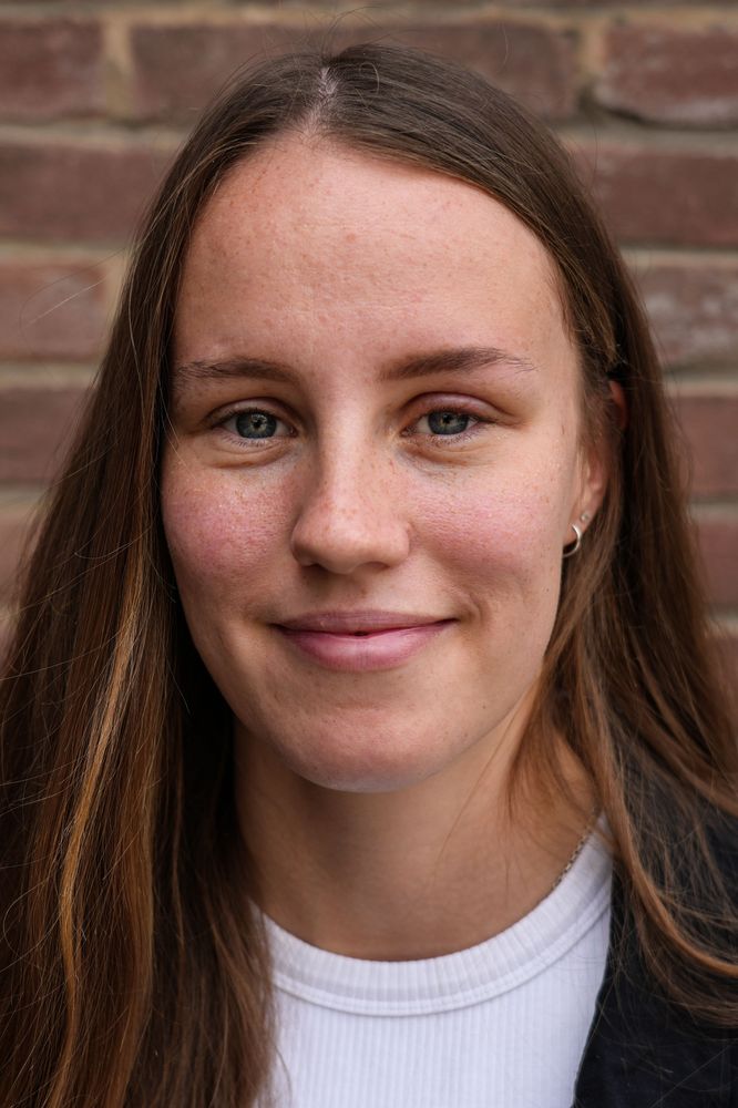 Hülsken - HSK - julia.huelsken@ge-emmerich.de - Fächer: SP 