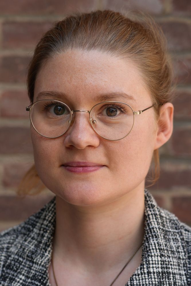 Schwenen - SWN - susanne.schwenen@ge-emmerich.de - Fächer: D, KU, KR 